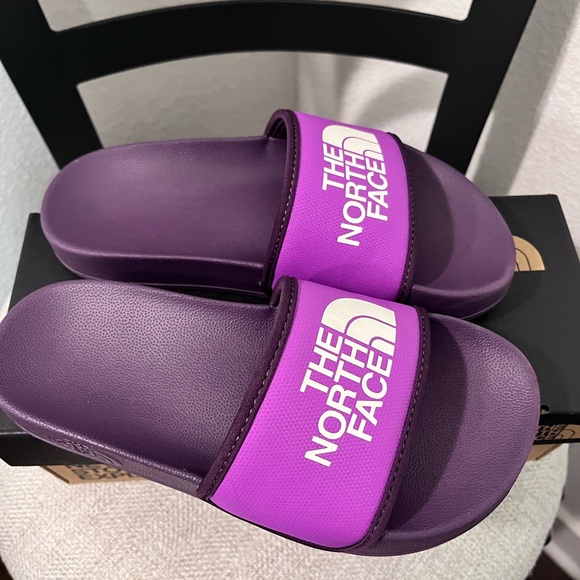 THE NORTH FACE PRE-LOVED AUTHENTIC YOUTH BASE CAMP LITTLE GIRL SLIDE III - Picture 17 of 17